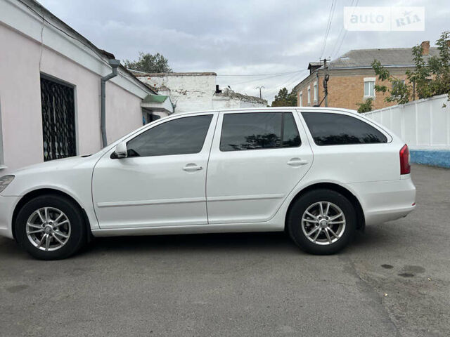 Белый Шкода Октавия, объемом двигателя 1.6 л и пробегом 295 тыс. км за 8200 $, фото 7 на Automoto.ua