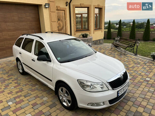 Белый Шкода Октавия, объемом двигателя 1.6 л и пробегом 302 тыс. км за 7999 $, фото 10 на Automoto.ua