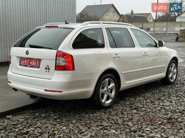 Белый Шкода Октавия, объемом двигателя 1.4 л и пробегом 231 тыс. км за 7000 $, фото 5 на Automoto.ua