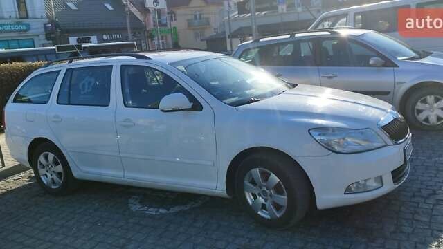 Белый Шкода Октавия, объемом двигателя 1.6 л и пробегом 241 тыс. км за 6400 $, фото 20 на Automoto.ua