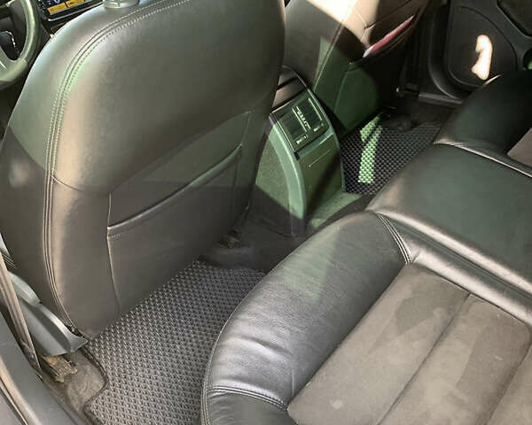 Білий Шкода Октавія, об'ємом двигуна 2 л та пробігом 246 тис. км за 12866 $, фото 32 на Automoto.ua