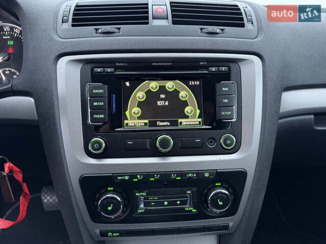 Белый Шкода Октавия, объемом двигателя 1.4 л и пробегом 179 тыс. км за 8555 $, фото 48 на Automoto.ua