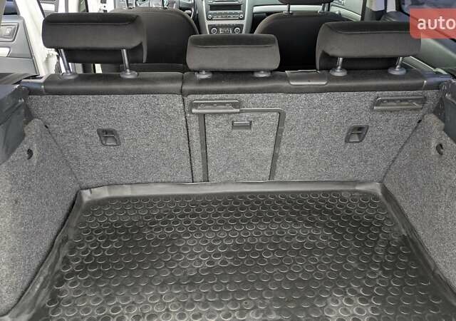 Белый Шкода Октавия, объемом двигателя 1.97 л и пробегом 275 тыс. км за 10200 $, фото 9 на Automoto.ua