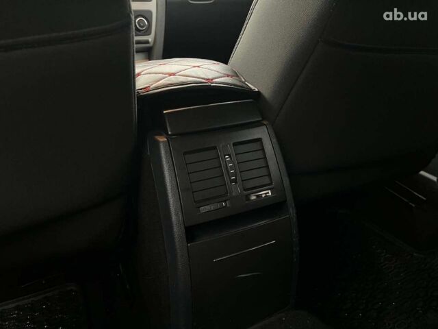 Белый Шкода Октавия, объемом двигателя 1.6 л и пробегом 253 тыс. км за 8390 $, фото 28 на Automoto.ua