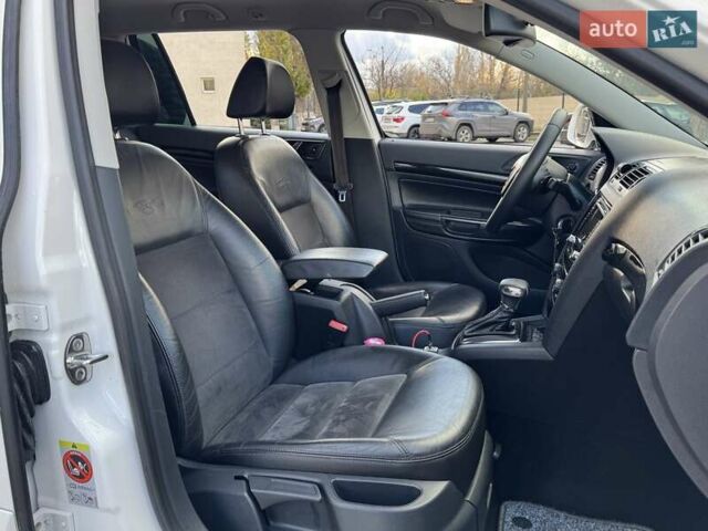 Белый Шкода Октавия, объемом двигателя 1.97 л и пробегом 281 тыс. км за 11800 $, фото 13 на Automoto.ua