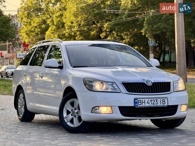 Белый Шкода Октавия, объемом двигателя 1.2 л и пробегом 167 тыс. км за 6999 $, фото 22 на Automoto.ua