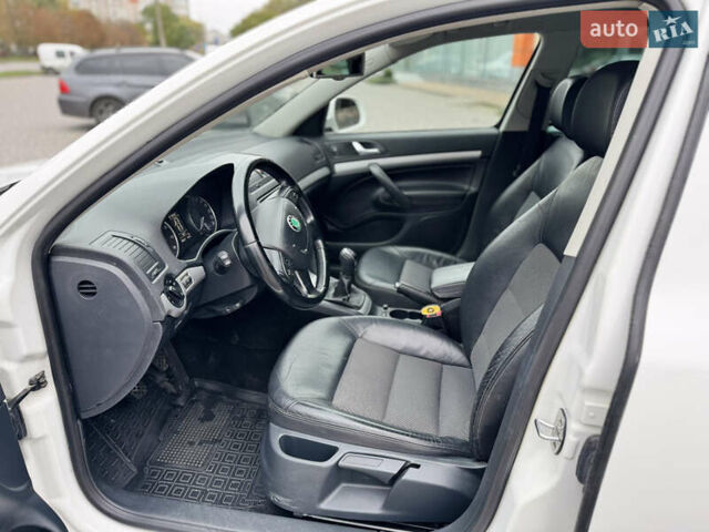 Білий Шкода Октавія, об'ємом двигуна 1.4 л та пробігом 239 тис. км за 6700 $, фото 15 на Automoto.ua