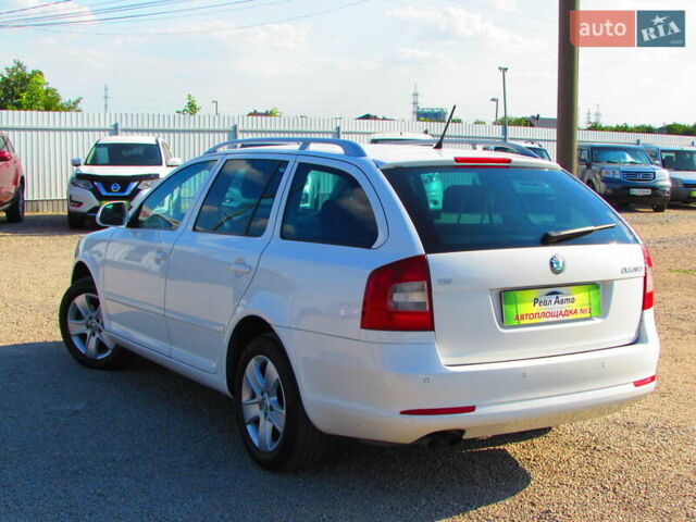 Білий Шкода Октавія, об'ємом двигуна 1.39 л та пробігом 204 тис. км за 8500 $, фото 2 на Automoto.ua