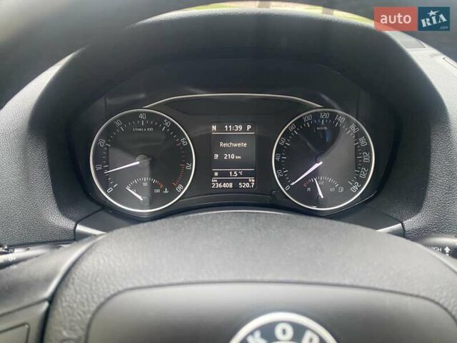 Білий Шкода Октавія, об'ємом двигуна 1.4 л та пробігом 236 тис. км за 8200 $, фото 5 на Automoto.ua