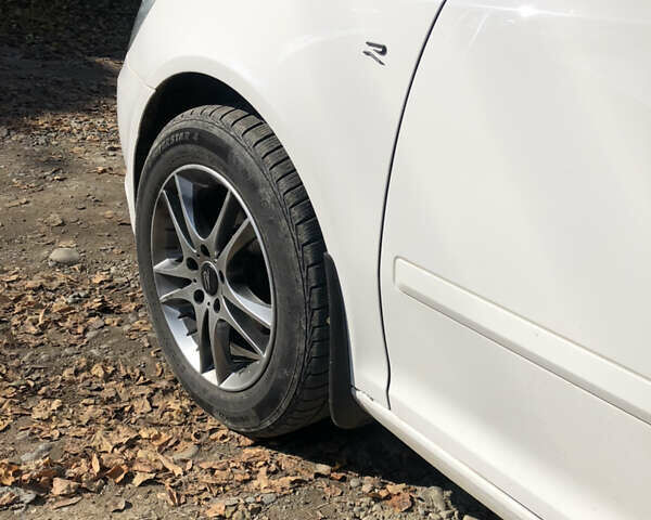 Белый Шкода Октавия, объемом двигателя 1.6 л и пробегом 307 тыс. км за 7850 $, фото 41 на Automoto.ua