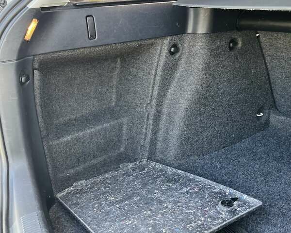 Білий Шкода Октавія, об'ємом двигуна 1.6 л та пробігом 223 тис. км за 7500 $, фото 62 на Automoto.ua