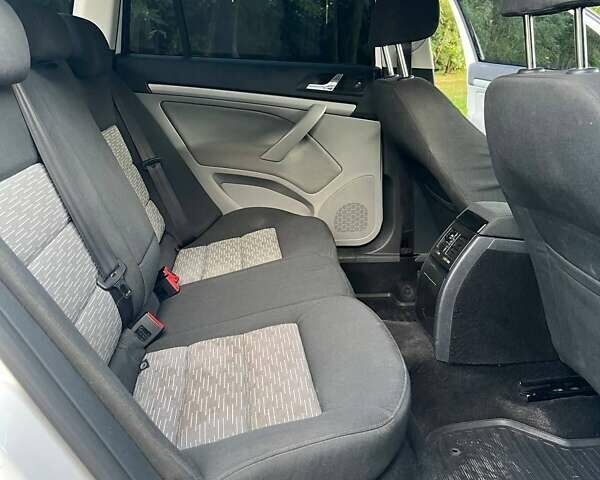 Белый Шкода Октавия, объемом двигателя 1.6 л и пробегом 296 тыс. км за 7700 $, фото 12 на Automoto.ua