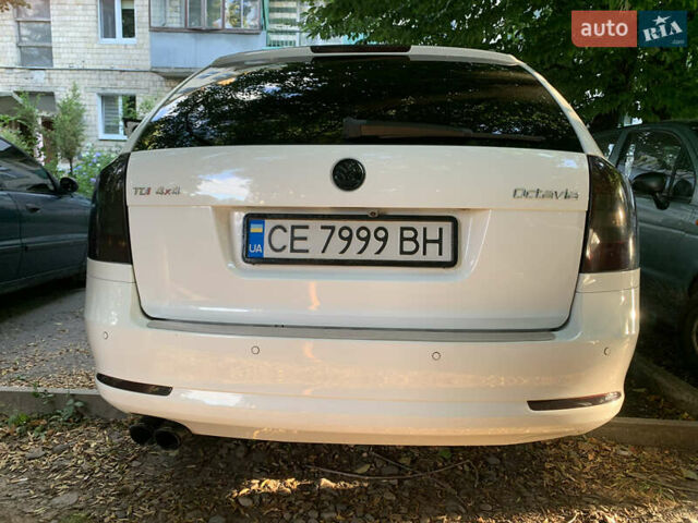 Білий Шкода Октавія, об'ємом двигуна 2 л та пробігом 246 тис. км за 12866 $, фото 15 на Automoto.ua