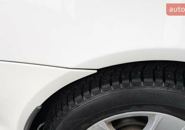 Белый Шкода Октавия, объемом двигателя 1.97 л и пробегом 275 тыс. км за 10200 $, фото 19 на Automoto.ua