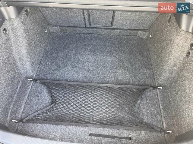 Білий Шкода Октавія, об'ємом двигуна 1.6 л та пробігом 223 тис. км за 7500 $, фото 68 на Automoto.ua