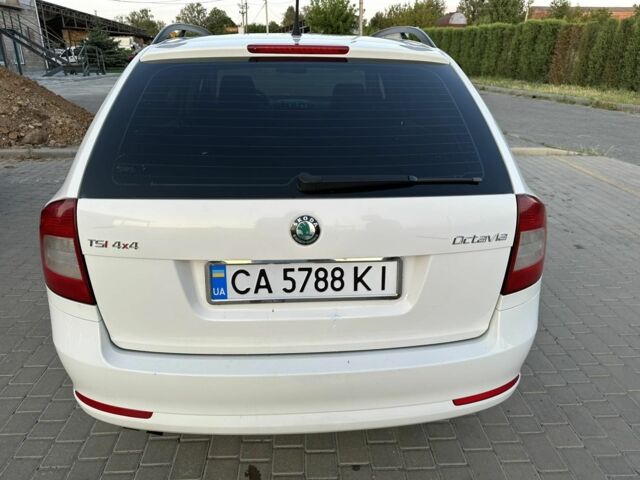 Белый Шкода Октавия, объемом двигателя 1.8 л и пробегом 252 тыс. км за 6966 $, фото 3 на Automoto.ua