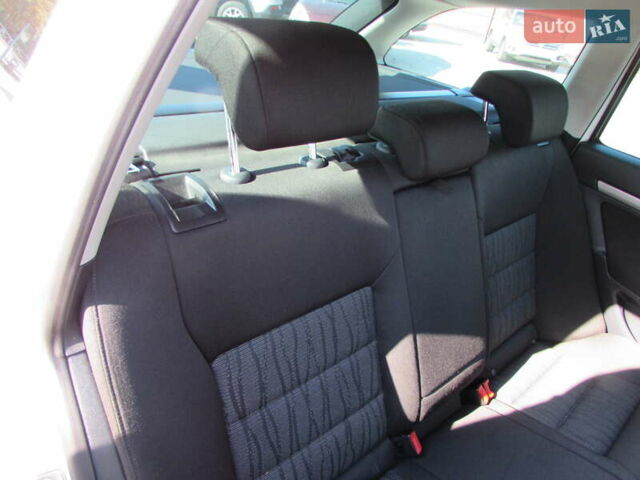 Білий Шкода Октавія, об'ємом двигуна 1.39 л та пробігом 204 тис. км за 8500 $, фото 14 на Automoto.ua