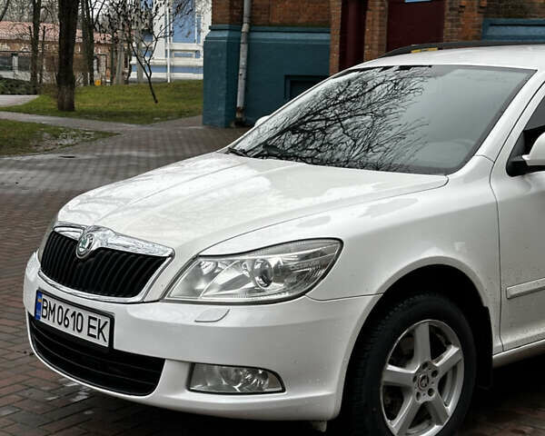 Білий Шкода Октавія, об'ємом двигуна 1.97 л та пробігом 270 тис. км за 8300 $, фото 6 на Automoto.ua