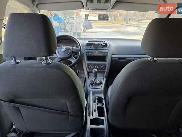 Белый Шкода Октавия, объемом двигателя 1.99 л и пробегом 292 тыс. км за 8500 $, фото 7 на Automoto.ua