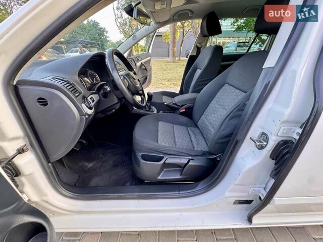 Белый Шкода Октавия, объемом двигателя 1.2 л и пробегом 167 тыс. км за 6999 $, фото 52 на Automoto.ua