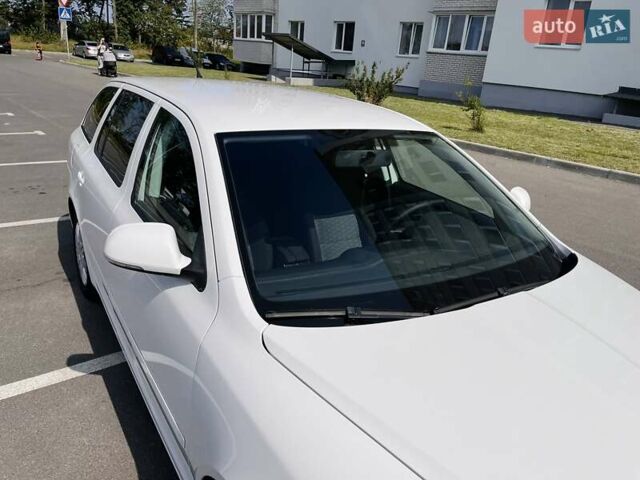 Білий Шкода Октавія, об'ємом двигуна 1.6 л та пробігом 223 тис. км за 7500 $, фото 27 на Automoto.ua