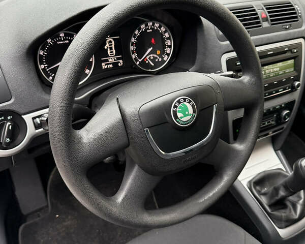 Белый Шкода Октавия, объемом двигателя 1.4 л и пробегом 231 тыс. км за 7000 $, фото 20 на Automoto.ua