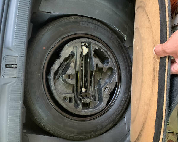 Білий Шкода Октавія, об'ємом двигуна 2 л та пробігом 246 тис. км за 12866 $, фото 37 на Automoto.ua