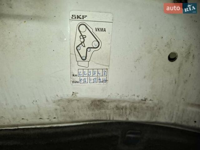 Білий Шкода Октавія, об'ємом двигуна 1.6 л та пробігом 239 тис. км за 9200 $, фото 16 на Automoto.ua