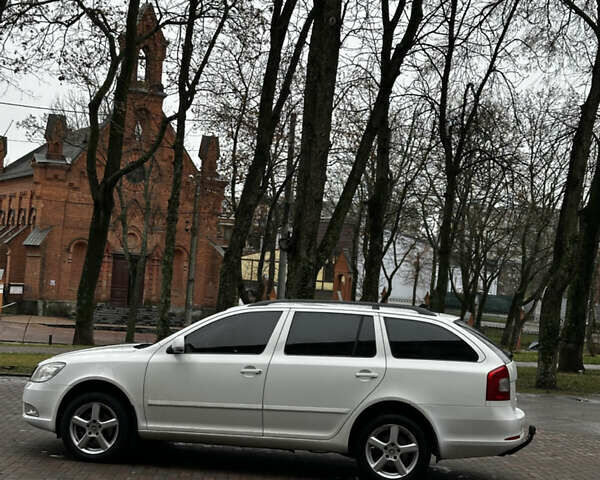 Білий Шкода Октавія, об'ємом двигуна 1.97 л та пробігом 270 тис. км за 8300 $, фото 3 на Automoto.ua