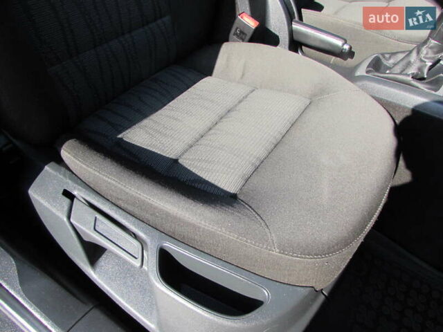 Білий Шкода Октавія, об'ємом двигуна 1.39 л та пробігом 204 тис. км за 8500 $, фото 19 на Automoto.ua