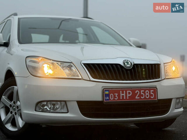 Белый Шкода Октавия, объемом двигателя 1.4 л и пробегом 179 тыс. км за 8555 $, фото 11 на Automoto.ua