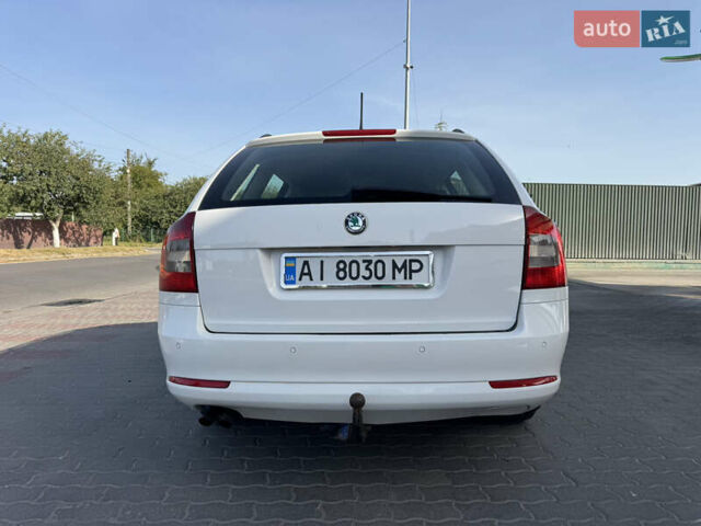 Білий Шкода Октавія, об'ємом двигуна 1.6 л та пробігом 272 тис. км за 7600 $, фото 9 на Automoto.ua
