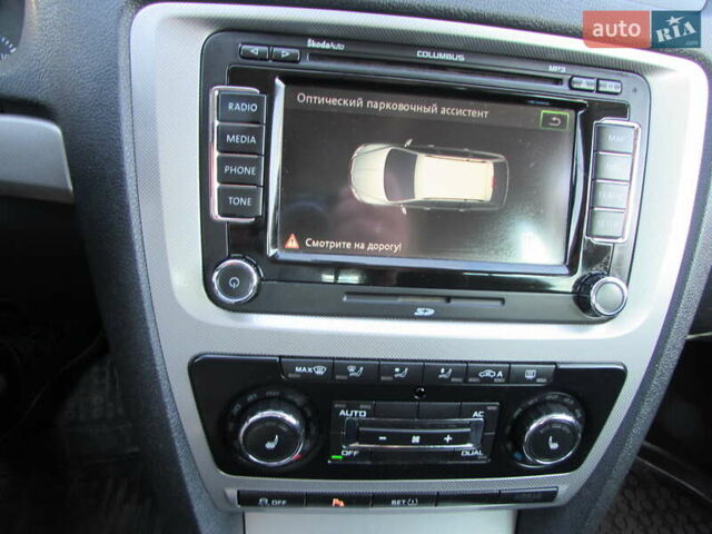 Білий Шкода Октавія, об'ємом двигуна 1.39 л та пробігом 204 тис. км за 8500 $, фото 26 на Automoto.ua
