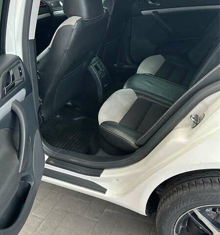 Білий Шкода Октавія, об'ємом двигуна 1.9 л та пробігом 260 тис. км за 9000 $, фото 5 на Automoto.ua