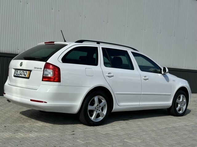 Белый Шкода Октавия, объемом двигателя 0 л и пробегом 184 тыс. км за 7200 $, фото 3 на Automoto.ua