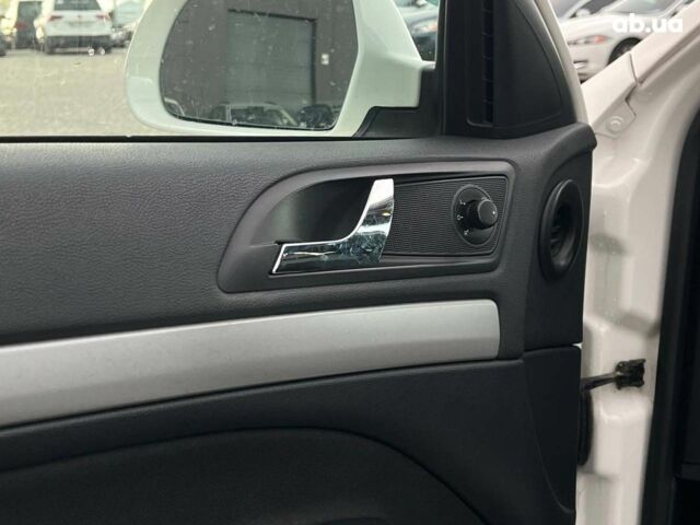 Белый Шкода Октавия, объемом двигателя 1.6 л и пробегом 253 тыс. км за 8390 $, фото 15 на Automoto.ua