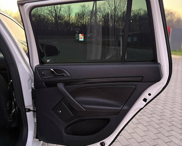 Белый Шкода Октавия, объемом двигателя 1.97 л и пробегом 298 тыс. км за 12300 $, фото 28 на Automoto.ua