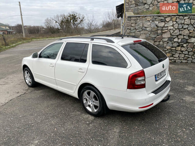 Белый Шкода Октавия, объемом двигателя 1.6 л и пробегом 239 тыс. км за 8650 $, фото 6 на Automoto.ua