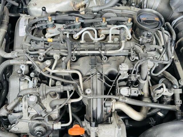 Шкода Октавія 2012 у Радивилове на Automoto.ua Білий Шкода Октавія, об'ємом двигуна 2 л та пробігом 229 тис. км за 11499 $, фото 15 на Automoto.ua