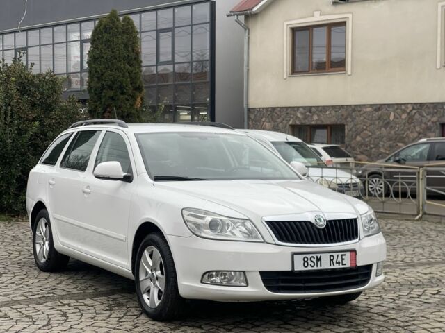 Белый Шкода Октавия, объемом двигателя 1.6 л и пробегом 270 тыс. км за 6950 $, фото 3 на Automoto.ua