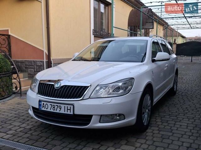 Білий Шкода Октавія, об'ємом двигуна 1.39 л та пробігом 197 тис. км за 7650 $, фото 1 на Automoto.ua