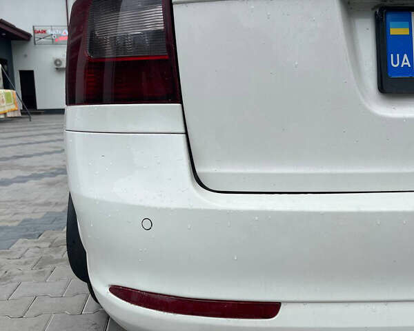 Белый Шкода Октавия, объемом двигателя 1.97 л и пробегом 346 тыс. км за 9399 $, фото 9 на Automoto.ua