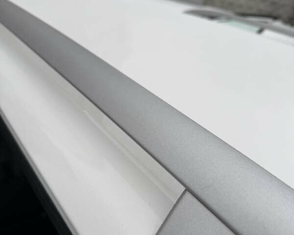 Белый Шкода Октавия, объемом двигателя 1.98 л и пробегом 289 тыс. км за 12200 $, фото 29 на Automoto.ua