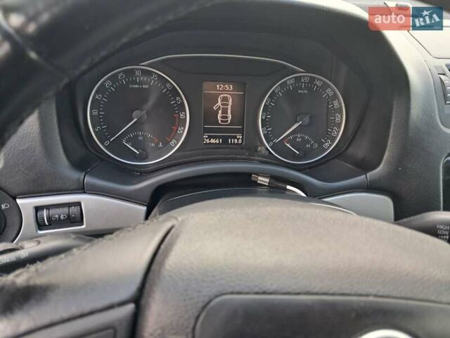 Белый Шкода Октавия, объемом двигателя 1.97 л и пробегом 264 тыс. км за 10500 $, фото 2 на Automoto.ua