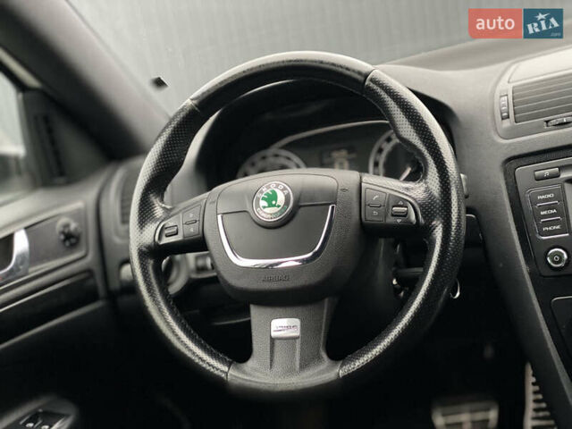 Белый Шкода Октавия, объемом двигателя 1.97 л и пробегом 369 тыс. км за 10999 $, фото 47 на Automoto.ua