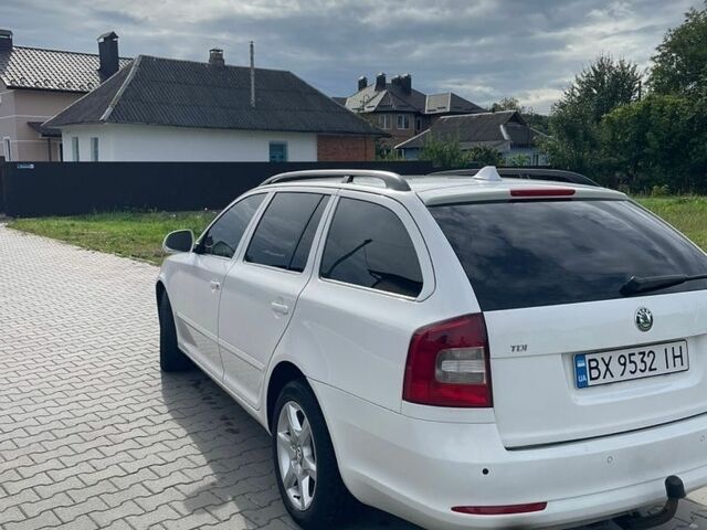 Белый Шкода Октавия, объемом двигателя 1.6 л и пробегом 371 тыс. км за 8000 $, фото 6 на Automoto.ua