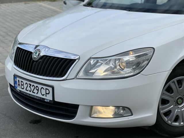 Білий Шкода Октавія, об'ємом двигуна 1.6 л та пробігом 270 тис. км за 6499 $, фото 1 на Automoto.ua