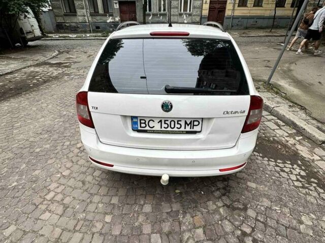 Білий Шкода Октавія, об'ємом двигуна 1.97 л та пробігом 246 тис. км за 8900 $, фото 8 на Automoto.ua