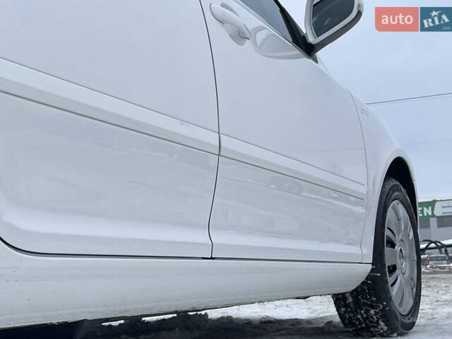 Белый Шкода Октавия, объемом двигателя 0 л и пробегом 155 тыс. км за 8399 $, фото 75 на Automoto.ua