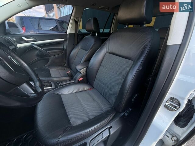 Білий Шкода Октавія, об'ємом двигуна 1.97 л та пробігом 325 тис. км за 7500 $, фото 28 на Automoto.ua
